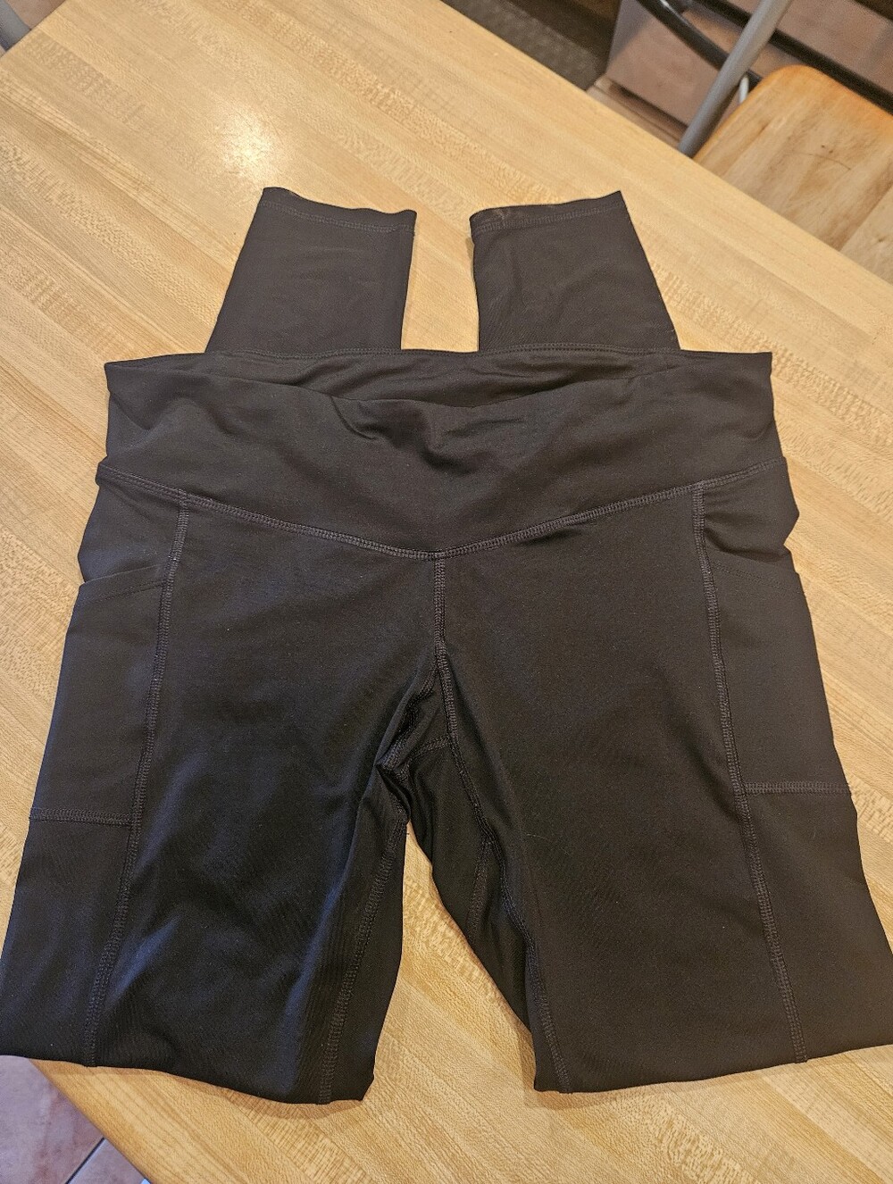 Champion Black High-Waist Leggings with Side Pockets